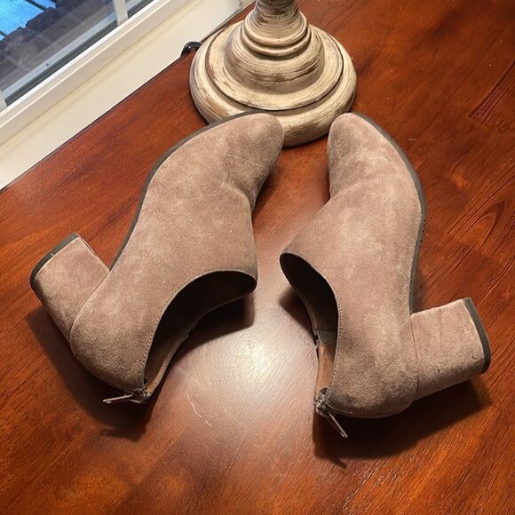 Chocolat Blu Orra Block Heel Bootie - Size 7 - Good Condition - Picture 8 of 12